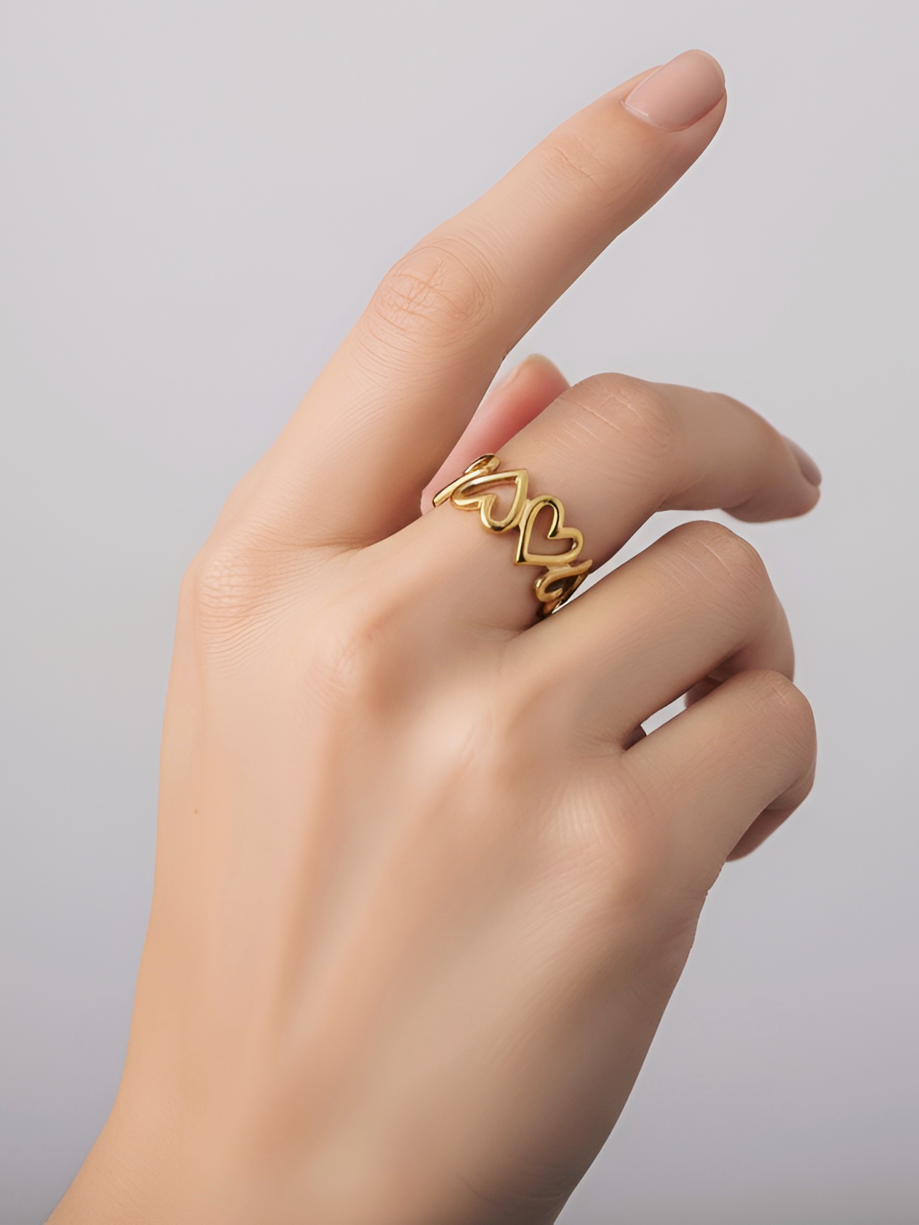 Mini heart ring
